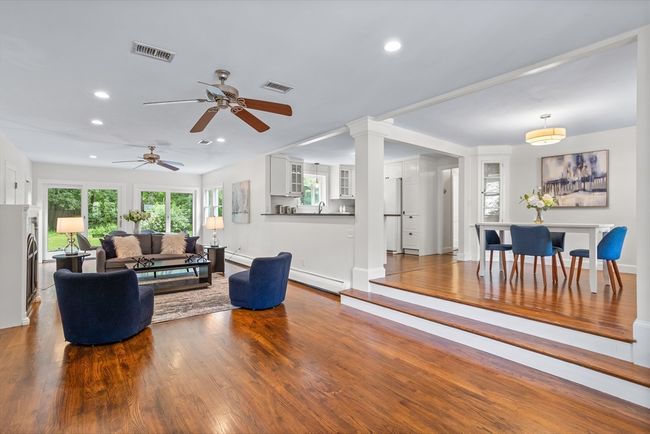 8 Winthrop Ave, House other with 5 bedrooms, 4 bathrooms and 4 parking in Bedford MA | Image 4