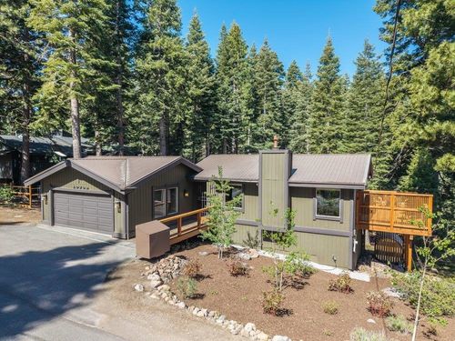 10762 Ponderosa Dr, Truckee, CA, 96161-1910 | Card Image