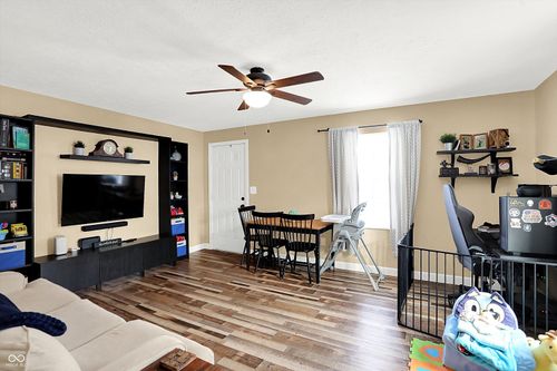 511 Marion Ave, Arcadia, IN, 46030-9482 | Card Image