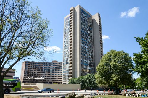 apt-9c-1 Gold St, Hartford, CT, 06103-2930 | Card Image