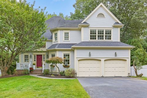 83 Mailands Rd, Fairfield, CT, 06824-3999 | Card Image