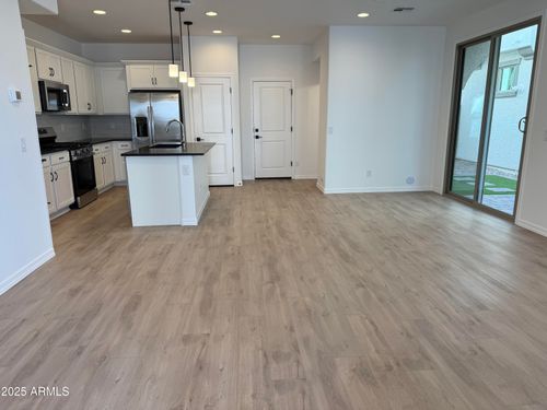 1223 W Sparrow Dr, Queen Creek, AZ, 85140-3899 | Card Image