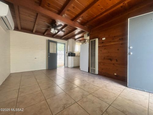 c-3566 E Kleindale Road, Tucson, AZ, 85716 | Card Image