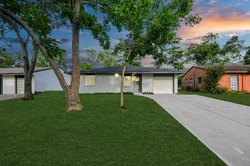 15318 Corsair Rd, Houston, TX, 77053-3012 | Card Image