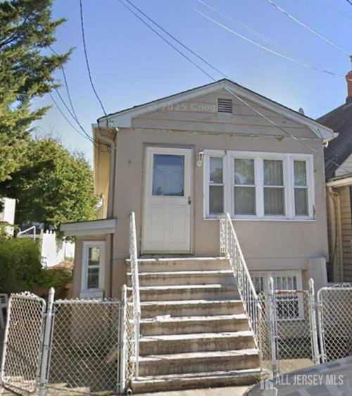 420 Lawton Place, Perth Amboy, NJ, 08861 | Card Image