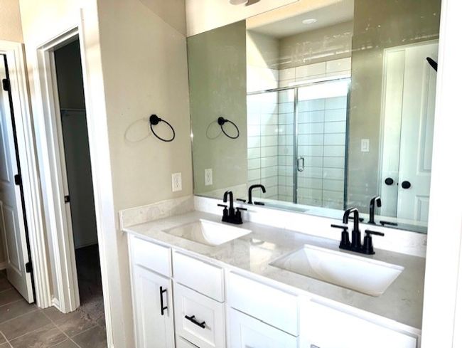 112 Grayson Elm Pass, House other with 4 bedrooms, 3 bathrooms and 4 parking in Dripping Springs TX | Image 12