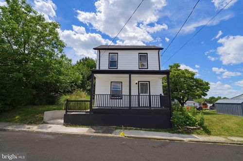 828 Mill St, Phillipsburg, NJ, 08865-3449 | Card Image