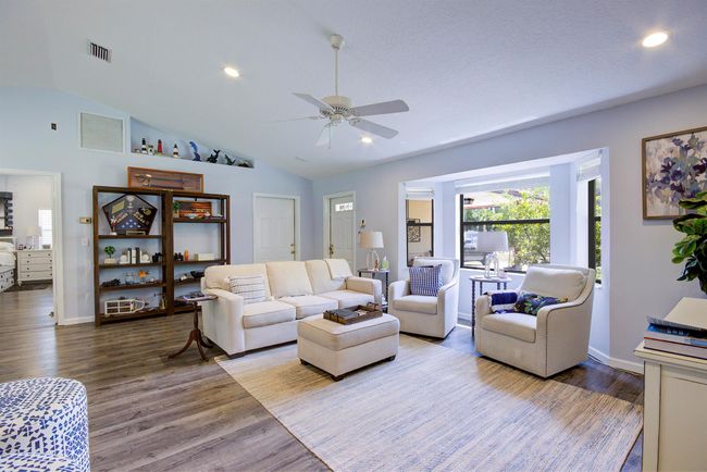 15429 Temple Blvd, House other with 3 bedrooms, 2 bathrooms and null parking in Loxahatchee FL | Image 4