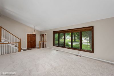 526 Carlisle Court, House other with 5 bedrooms, 3 bathrooms and 2 parking in Glen Ellyn IL | Image 2