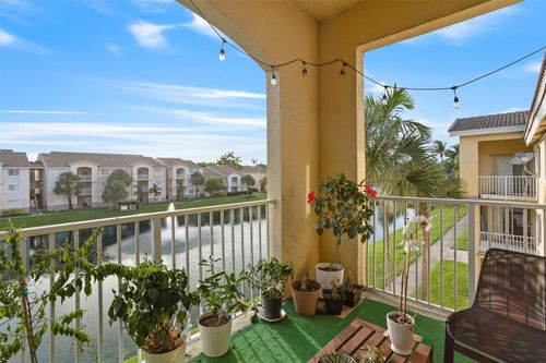 apt-310-2620 S University Dr, Davie, FL, 33328-1472 | Card Image
