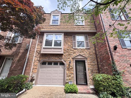 10939 Pebble Run Dr, SILVER SPRING, MD, 20902-3684 | Card Image