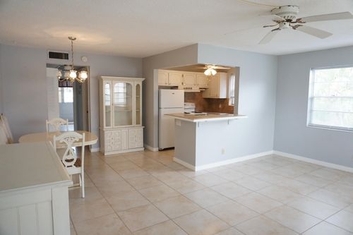 298 Windsor M, West Palm Beach, FL, 33417-2452 | Card Image
