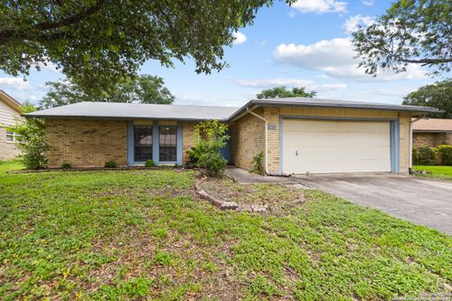6726 Country Field Dr, San Antonio, TX, 78240-4403 | Card Image