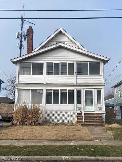 18627 Abby Ave, Euclid, OH, 44119-1726 | Card Image