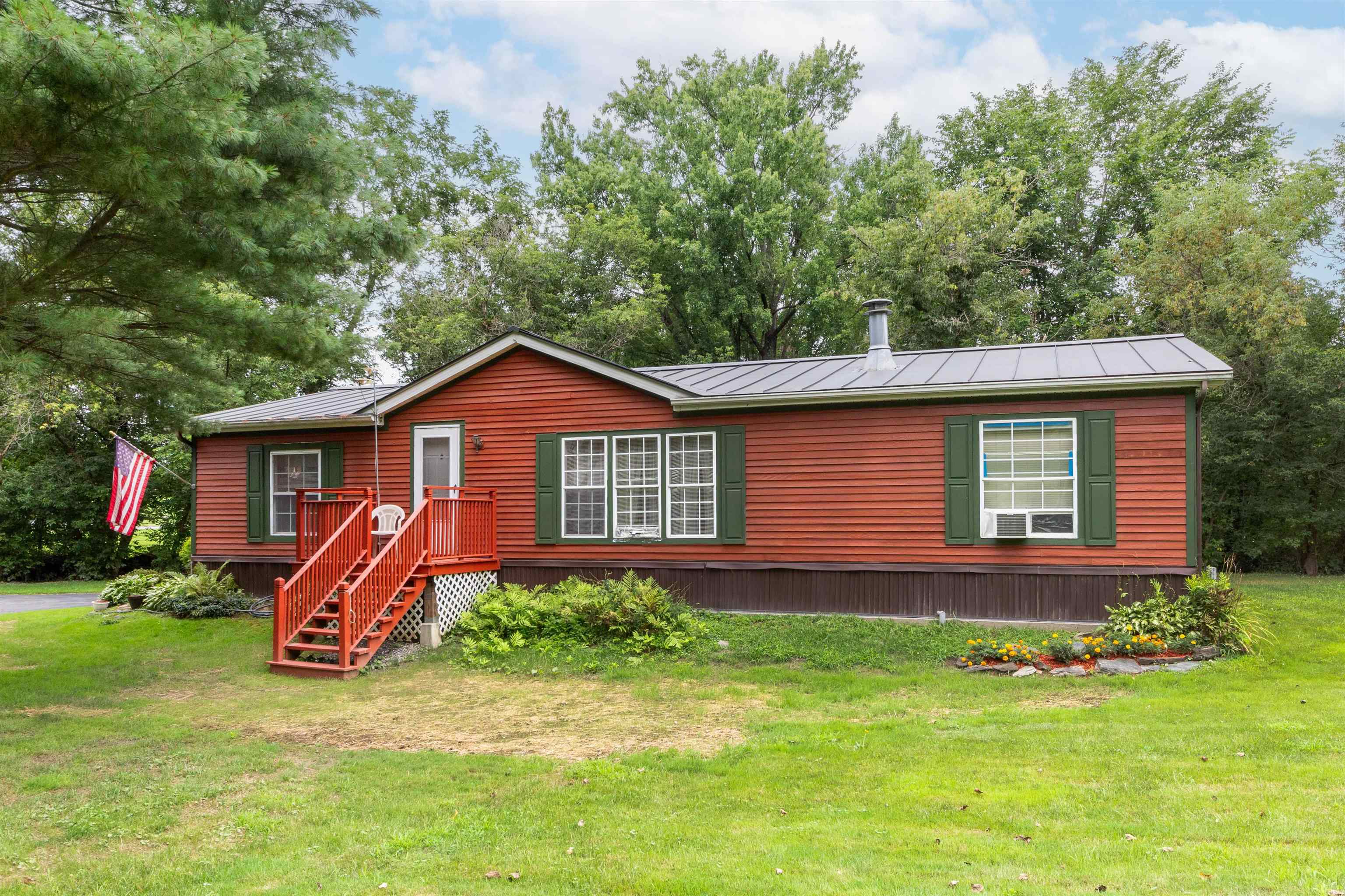 Lincoln St, Waterbury, VT 05676