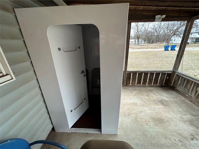 Saferoom | Image 24