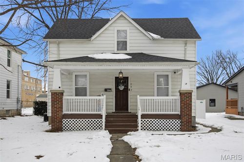 607 Pine St, Highland, IL, 62249-1435 | Card Image