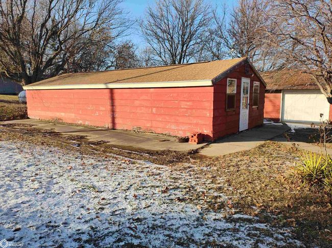 32669 Walnut Ave, Home with 3 bedrooms, 3 bathrooms and 2 parking in Coon Rapids IA | Image 25