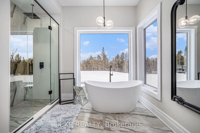 7433 Dwyer Hill Rd, House other with 3 bedrooms, 3 bathrooms and 18 parking in Burritts Rapids ON | Image 18