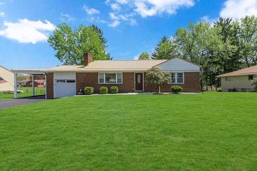 110 Pinkerton Dr, Beaver, PA, 15009-1214 | Card Image