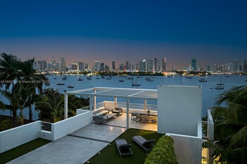 440 S Hibiscus Dr, Miami Beach, FL, 33139-5136 | Card Image