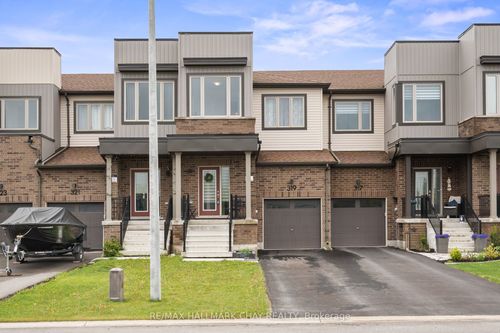 {{alt}} | Card Image