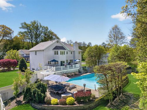303 Bliss Ln, Valley Cottage, NY, 10989-2421 | Card Image