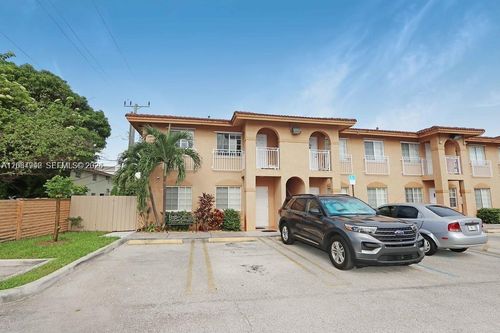205-242 E 3rd St, Hialeah, FL, 33010-6220 | Card Image