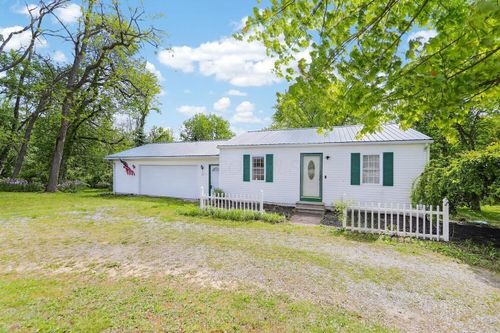 14222 Monroe Mills Rd, Howard, OH, 43028-9390 | Card Image