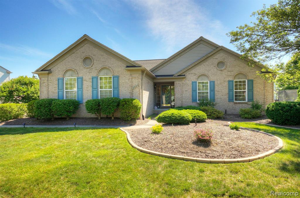 Empire State Dr, Canton, MI 48188