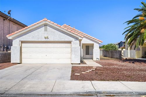 5737 Grand Entries Dr, Las Vegas, NV, 89130-1139 | Card Image