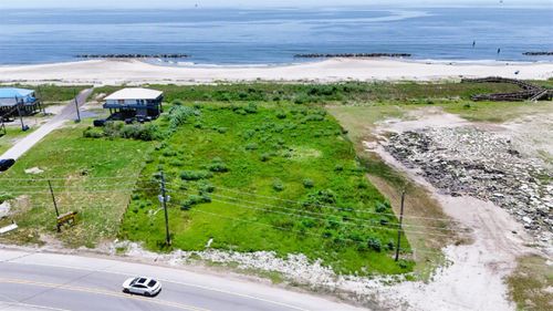 1662 Highway 1, Grand Isle, LA, 70358 | Card Image