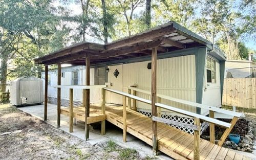 18400 Nw 233rd Ter, High Springs, FL, 32643-0019 | Card Image