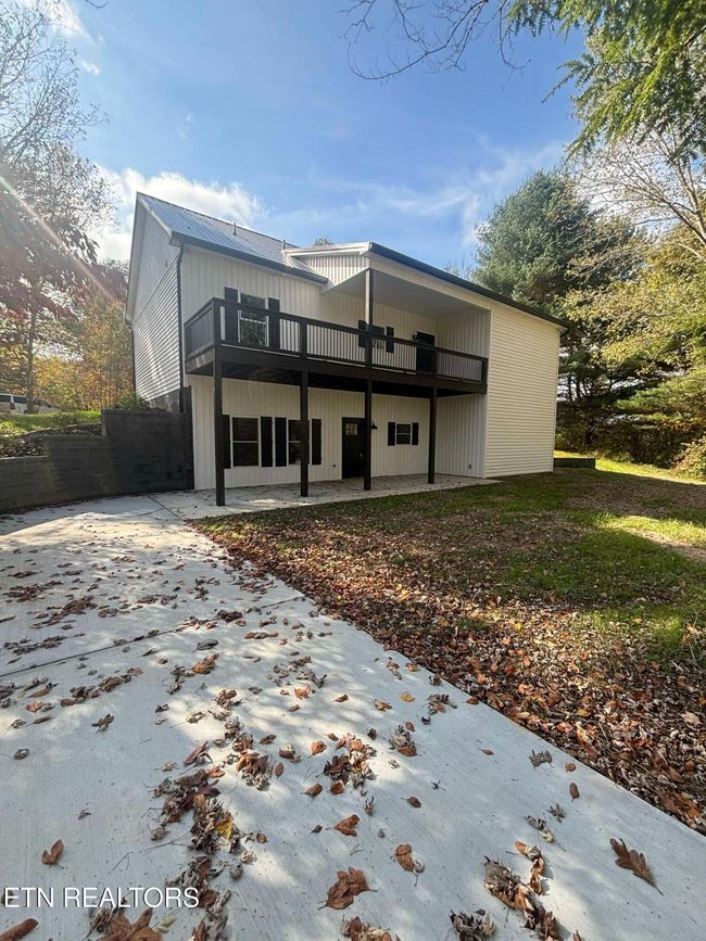 136 Log Ln, House other with 4 bedrooms, 3 bathrooms and null parking in Jacksboro TN | Image 19