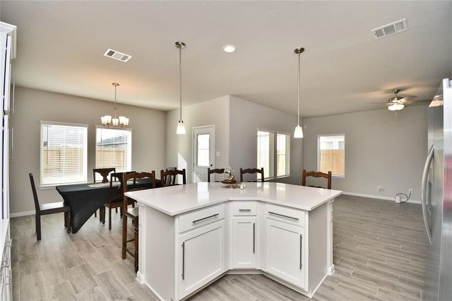 9973 Tammy Ln, House other with 4 bedrooms, 4 bathrooms and 2 parking in Magnolia TX | Image 12