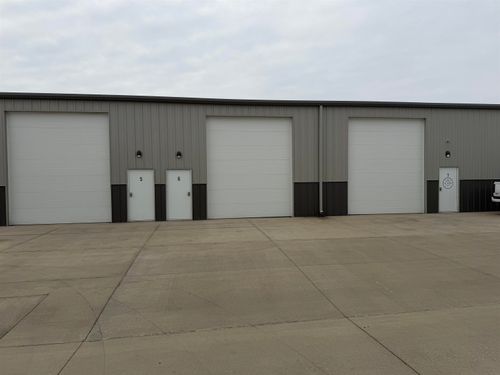 unit-6-3035 Capital Way, Cedar Falls, IA, 50613-7063 | Card Image