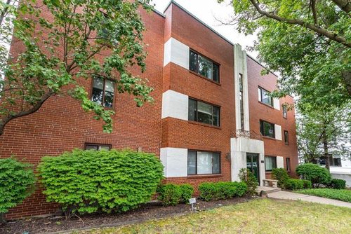 2210 Victory Pkwy, Cincinnati, OH, 45206 | Card Image