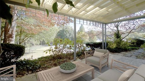 apt-112-10201 Grosvenor Pl, NORTH BETHESDA, MD, 20852-4605 | Card Image