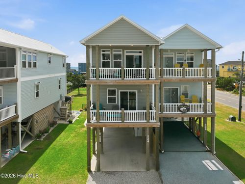 124 Sea Gull Ln, N Topsail Beach, NC, 28460-8288 | Card Image