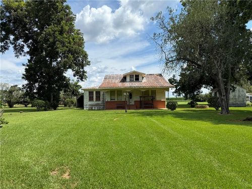 2472 Highway 451, Moreauville, LA, 71355-3225 | Card Image
