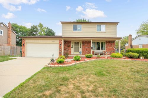 14514 Kerner Dr, Sterling Heights, MI, 48313-2374 | Card Image