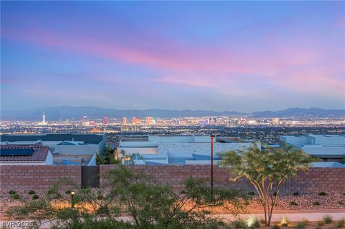 484 Windstone Crest Ave, Las Vegas, NV, 89138-6378 | Card Image