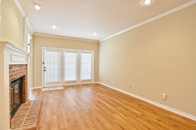 148 Cobblestone Row, House other with 3 bedrooms, 3 bathrooms and null parking in Denton TX | Image 7