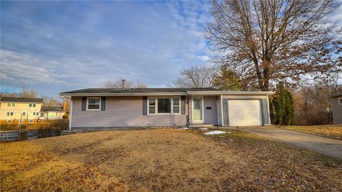 52 Glenview Ct, Decatur, IL, 62521-5441 | Card Image