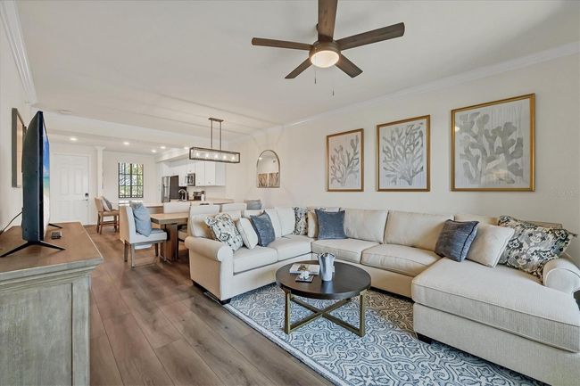 UNIT-304 - 17520 Gawthrop Dr, Condo with 2 bedrooms, 2 bathrooms and null parking in BRADENTON FL | Image 6