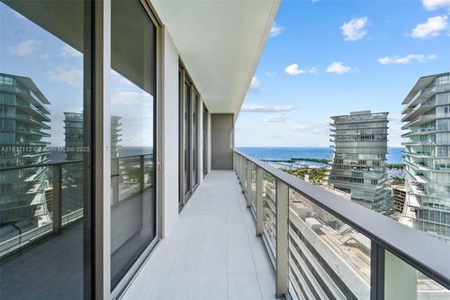 2005-2678 Tigertail Ave, Coconut Grove, FL, 33133 | Card Image