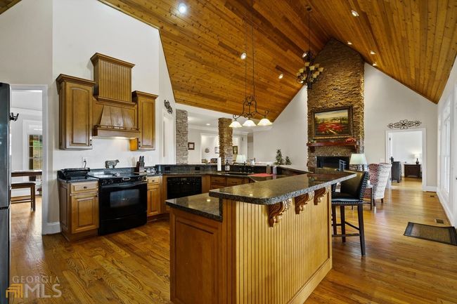 611 Buttermilk Rd Sw, House other with 4 bedrooms, 4 bathrooms and 4 parking in Cave Spring GA | Image 15