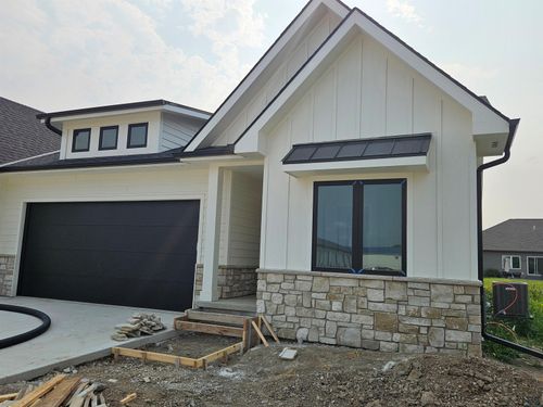 201 S Sodrac Dr, North Sioux City, SD, 57049 | Card Image