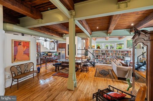 apt-2-704 S 6th St, PHILADELPHIA, PA, 19147-2150 | Card Image