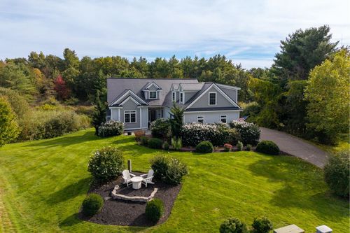 19 Schooner Dr, Dover, NH, 03820-5018 | Card Image